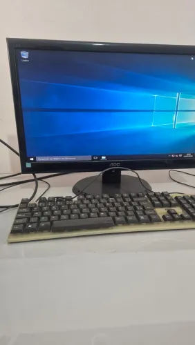 Dell vostro I3 - 500 gb