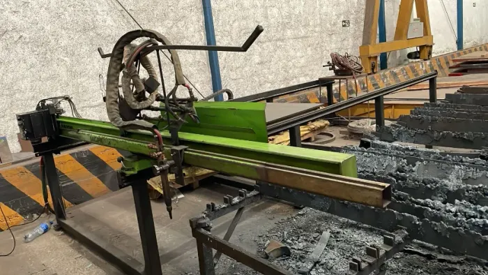 MAQUINA DE OXI-CORTE DE CHAPAS MCPE 1500 S
