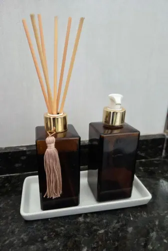 Kit de banheiro,  saboneteira, pote aromatizador..