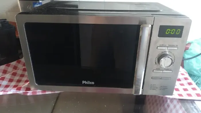 Microondas INOX 20L