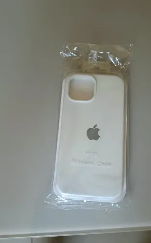 CAPINHA BRANCA IPHONE 15