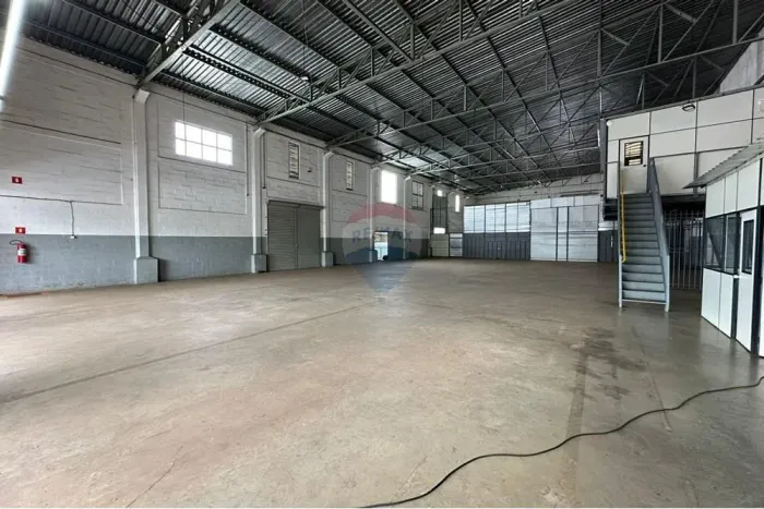 GALPÃO EM CONDOMÍNIO PARA ALUGAR COM 650M² NO JARDIM OURO BRANCO
