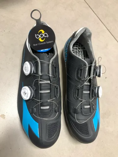 Sapatilha DIADORA