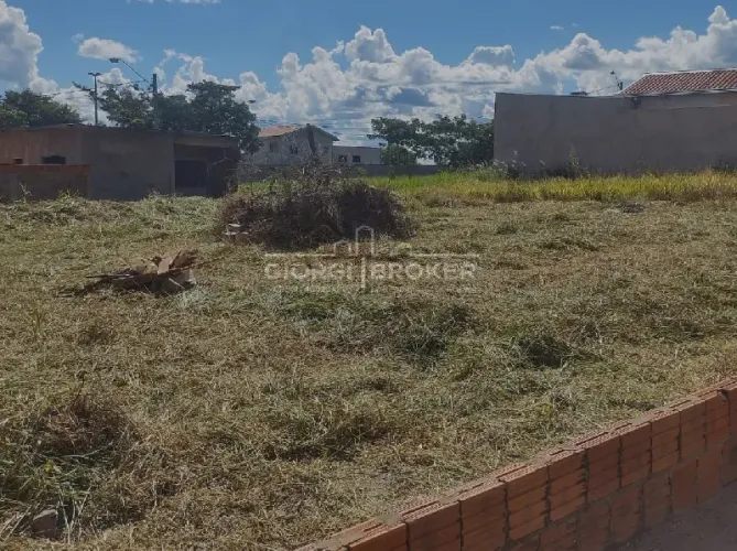 Terreno Comercial à Venda em Mirassol-SP, 211m² no Residencial Mais Parque Mirassol