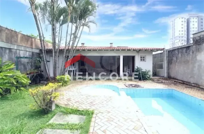 Casa em Rua José Cola Grossi - Jardim Leonor - São Paulo/SP