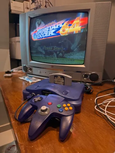 Nintendo 64 - Uva