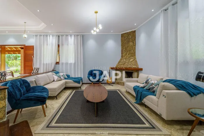 Chácara com 5 dormitórios à venda, 5600 m² por R$ 2.750.000,00 - Guacuri - Itupeva/SP