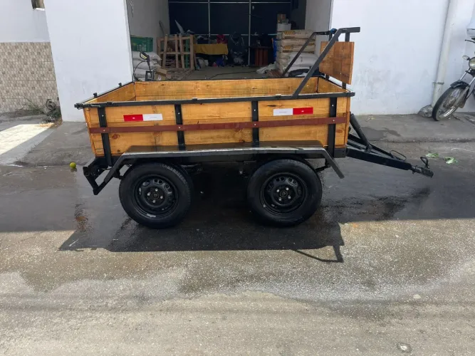Vende se reboque/carrocinha
