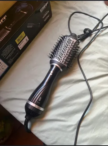 Escova Secadora Taiff Tourmaline Oval Alisadora Cor Preto