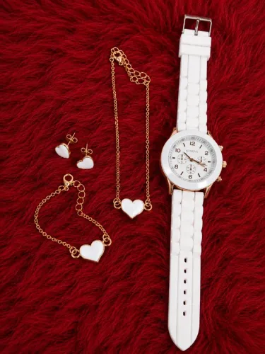 Kit feminino com 4 itens completo Na caixa