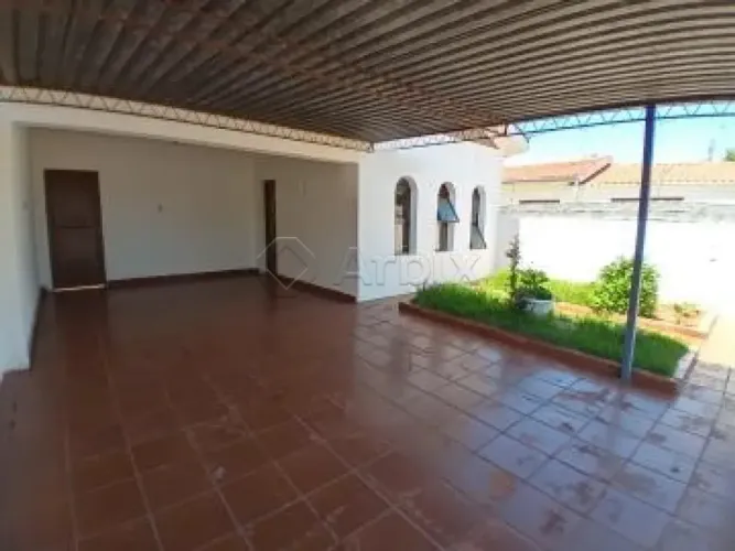 Casa para alugar no bairro Cidade Jardim em Americana/SP.