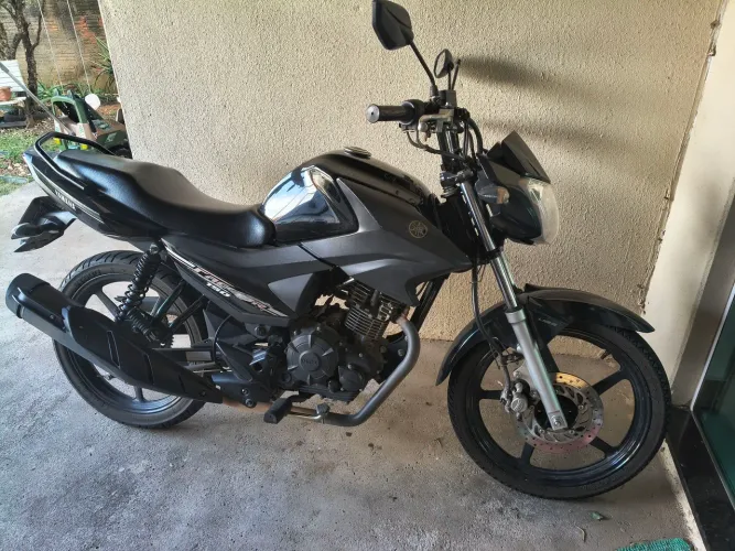 VENDO MOTO FACTOR YBR