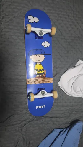 Skate Chalie Brown Maple completo