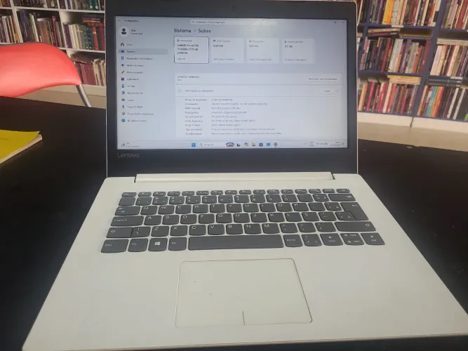 Notebook lenovo i3 de 6* geração 8gb ram ssd de 128gb bateria nova