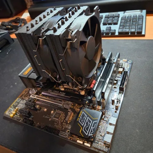 Kit Ryzen 9 + 32gb + ssd + Cooler ( 7900x + b650)
