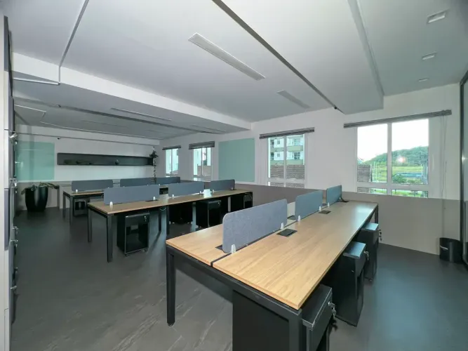 Escritório mobiliado de 125m² em Bom Retiro - Joinville