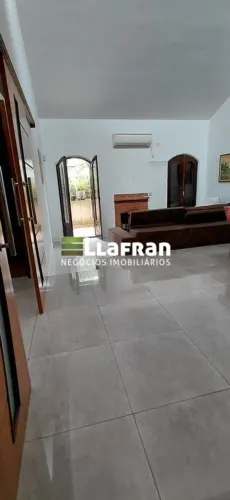 Casa Ampla à Venda na Vila Sônia