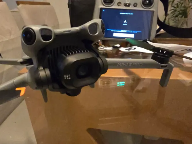 DJI Mini 5 Pro + Controle RC (Com Tela) | NOVO, SEM ATIVAÇÃO! Drone Novo