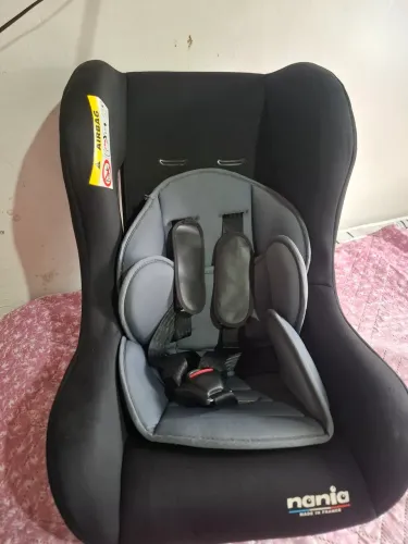 Vendo cadeira para automóvel nania 9 a 32kg MANAUS/AM 250$Semi novo <br>WhatsApp *