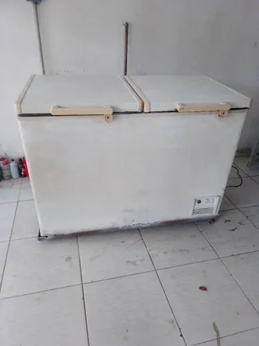 Freezer Esmaltec