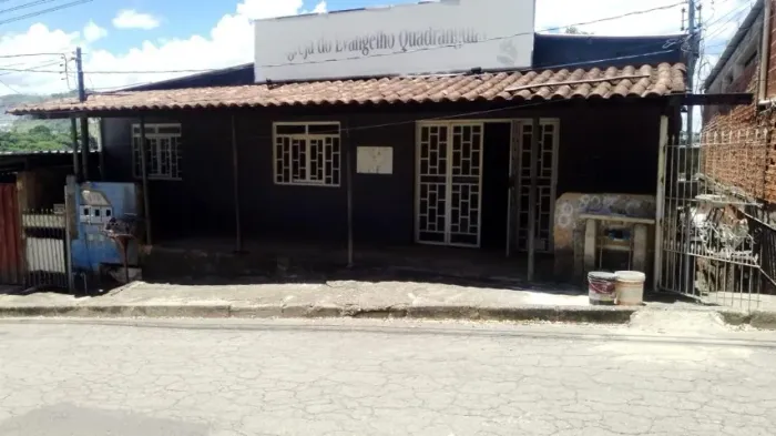 ALUGA-SE SALÃO COMERCIAL CONJUGADO COM CASA DE 5 COMODOS - CANAAZINHO, IPATINGA/MG