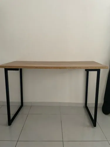 Mesa/Escrivaninha
