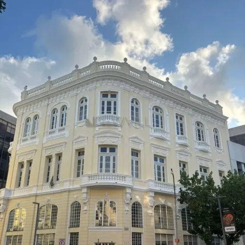 Predio para alugar Com 1.331,85m² na Avenida Rio Branco no centro do Recife