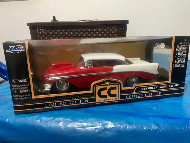 Miniatura jada bel air 1956 hot rod