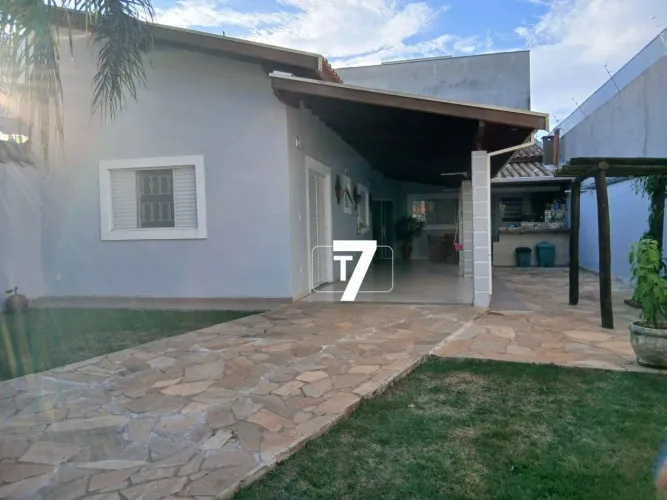 Casa com 2 dormitórios à venda, 117 m² por R$ 750.000 - Jardim Bela Vista - Indaiatuba/SP