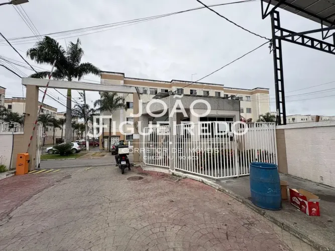 apartamento semi mobiliado no Jockey para locação