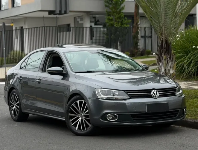 Volkswagen Fox 1.0 MI Total Flex 8V 3P 2013