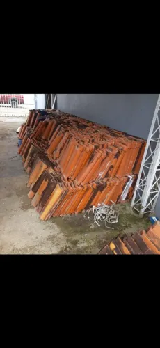 Telhas de barro (tipo Plan)