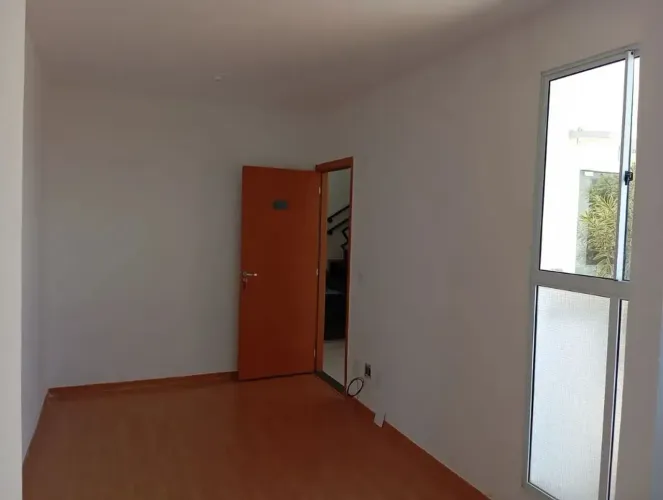 Apartamento com 2 dormitórios à venda, 41 m² por R$ 174.900,00 - Granjas Santa Terezinha