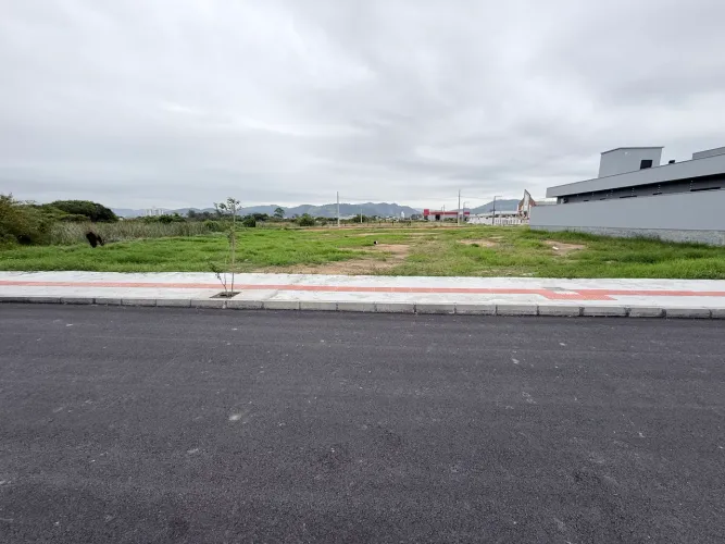 Lote de alto padrão