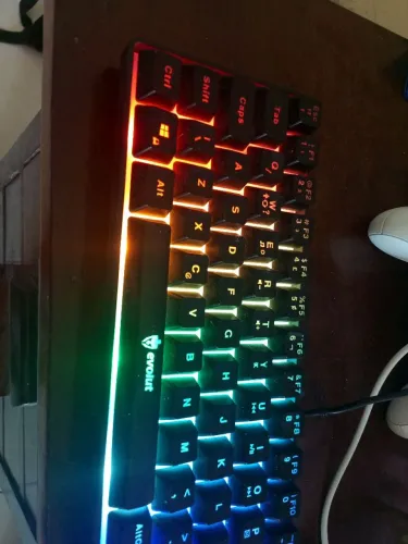 Teclado gamer 60% evolution com RGB VALOR NEGOCIAVEL