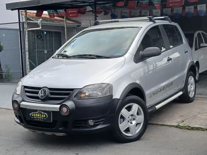Volkswagen Crossfox 1.6 MI Total Flex 8V 5P 2009