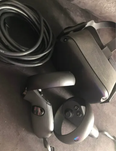 Oculus Quest 64GB Preto (VR)