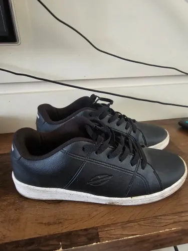Tenis