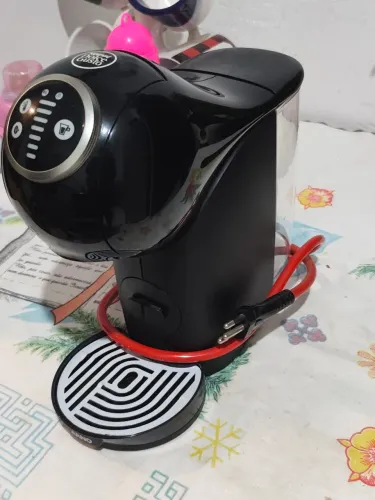 Cafeteira dolce Gusto gênio S