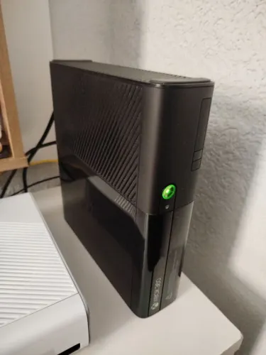 Xbox 360 Super Slim Preto