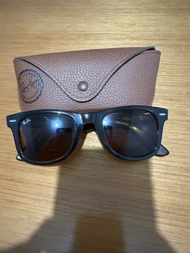 Óculos Ray-Ban Wayfarer Marrom 