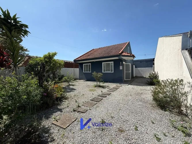 Casa Espaço de Terreno a Venda na Praia