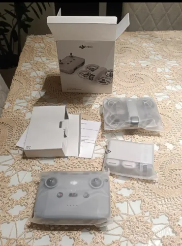 Drone DJI NEO Combo + Case Rígido 