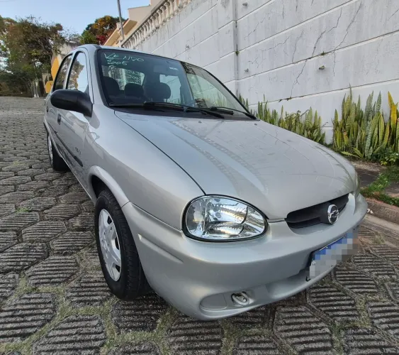 Chevrolet Corsa SED Class.super 1.0/1.0 Flexpower (álcool) 2005