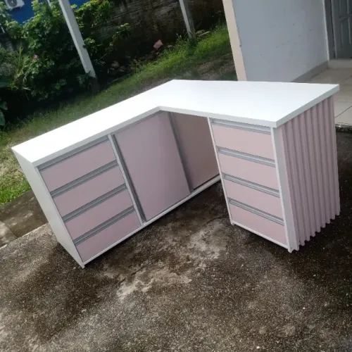 Mesas Nail Designer sob encomenda 