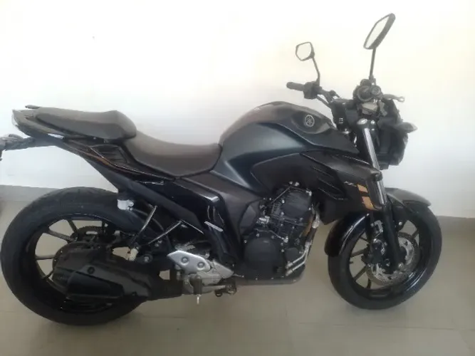 FZ25 FAZER 250 24/24
