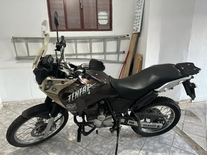 Vendo Ténéré 250 em ótimo estado 
