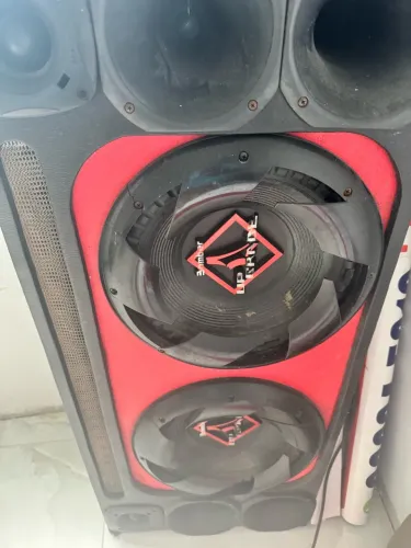 Caixa de som para carro 
