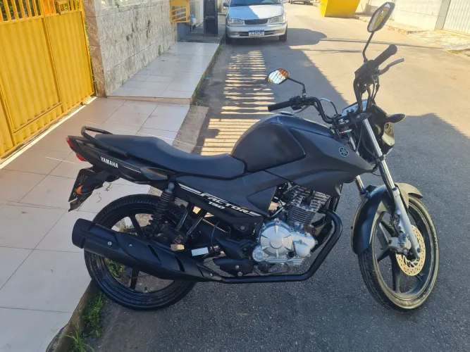 Vendo moto factor 150 2019 