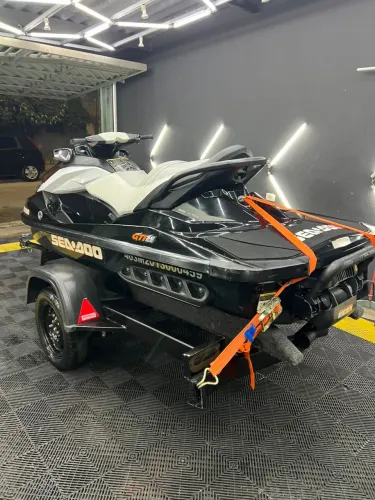 Jetski sea doo gti 155